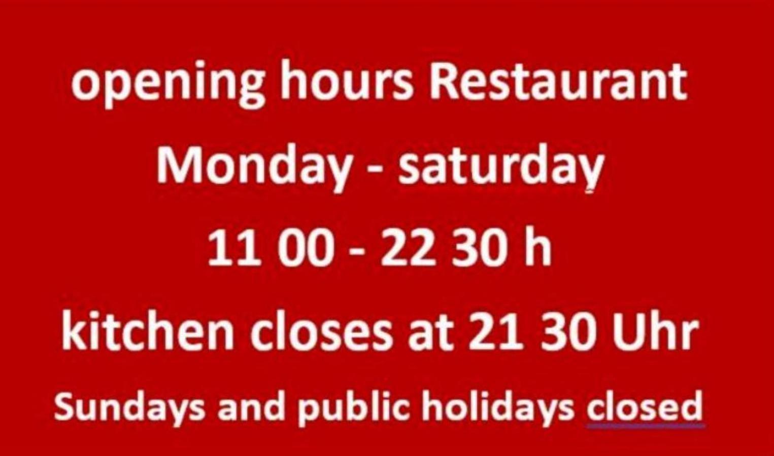 Hotel Restaurant Schwartz Neusiedl am Steinfelde 외부 사진