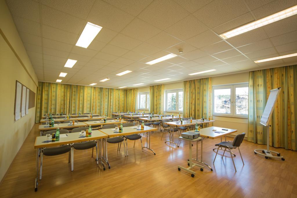 Hotel Restaurant Schwartz Neusiedl am Steinfelde 외부 사진