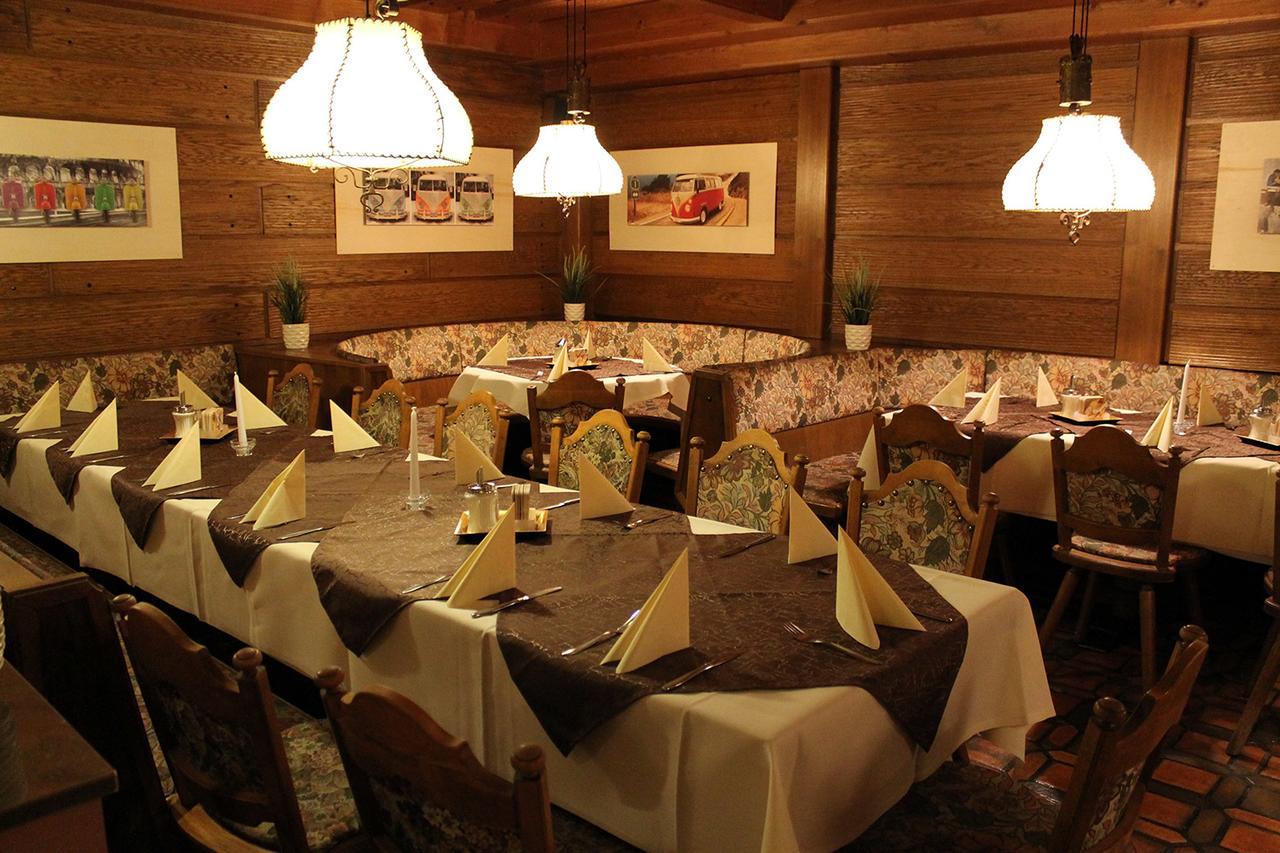 Hotel Restaurant Schwartz Neusiedl am Steinfelde 외부 사진