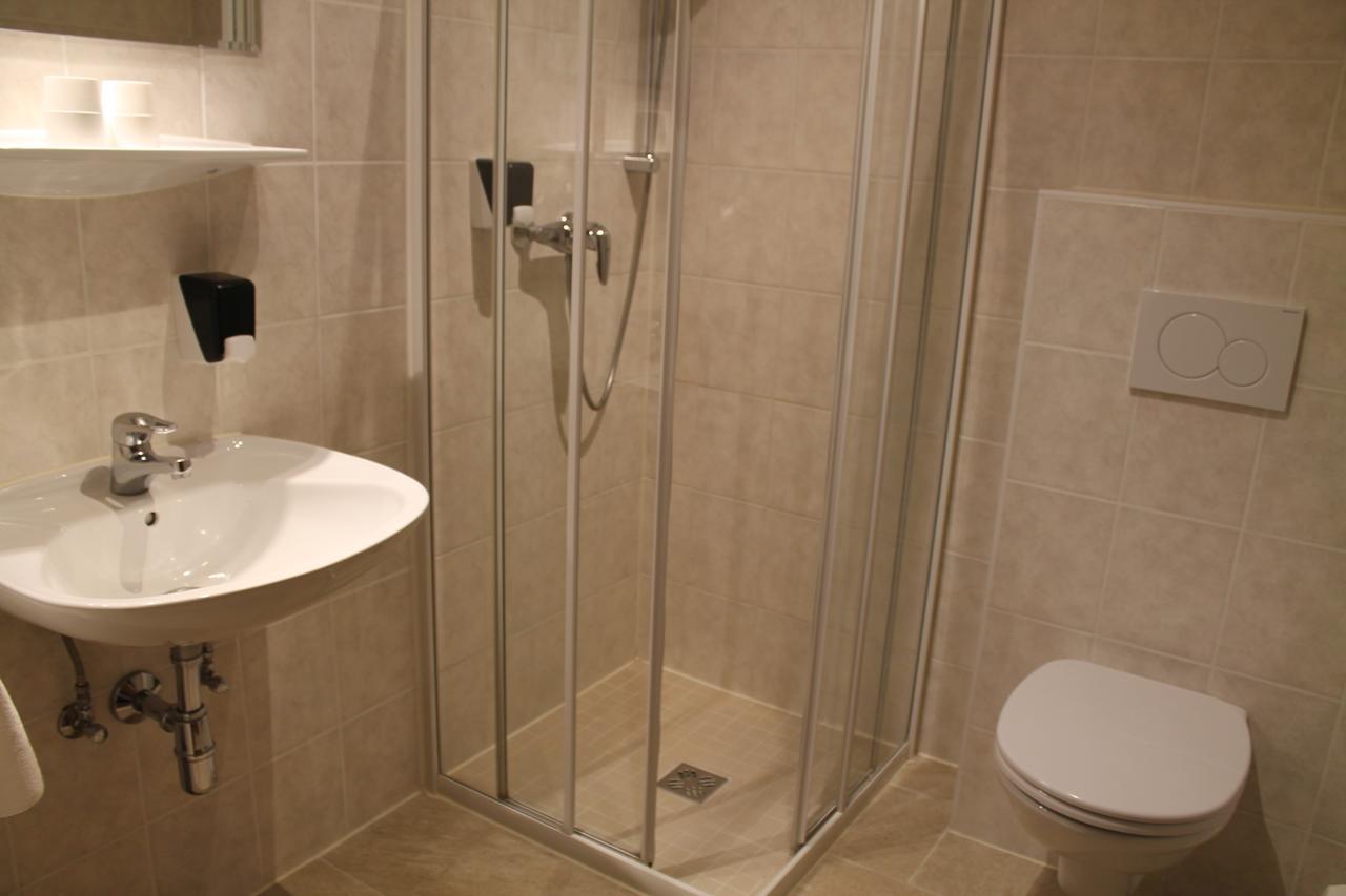 Hotel Restaurant Schwartz Neusiedl am Steinfelde 외부 사진